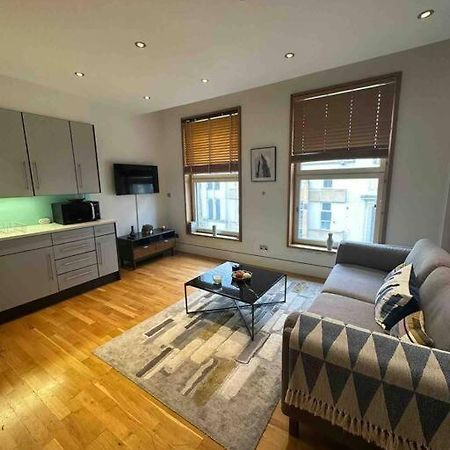 1 Bedroom In St James Piccadilly Hy10 Londres Extérieur photo